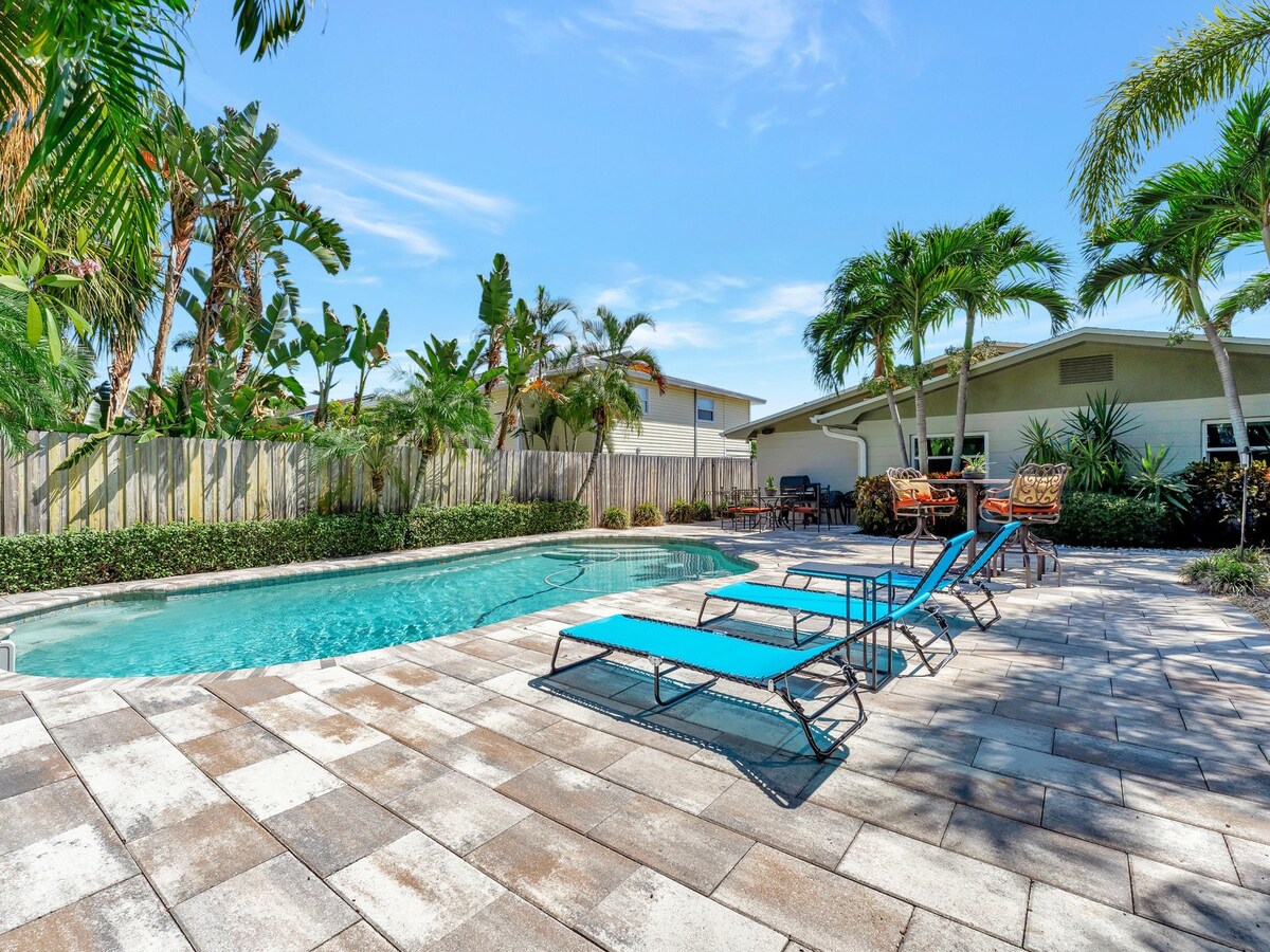 Waterfront House & Private Dock | Heated Pool!