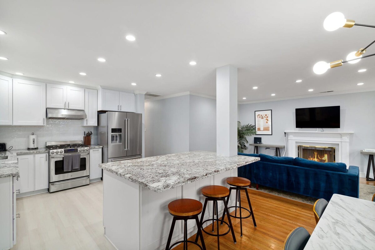 @ Marbella Lane-Cozy 3BR Home 12-Min to Levi's