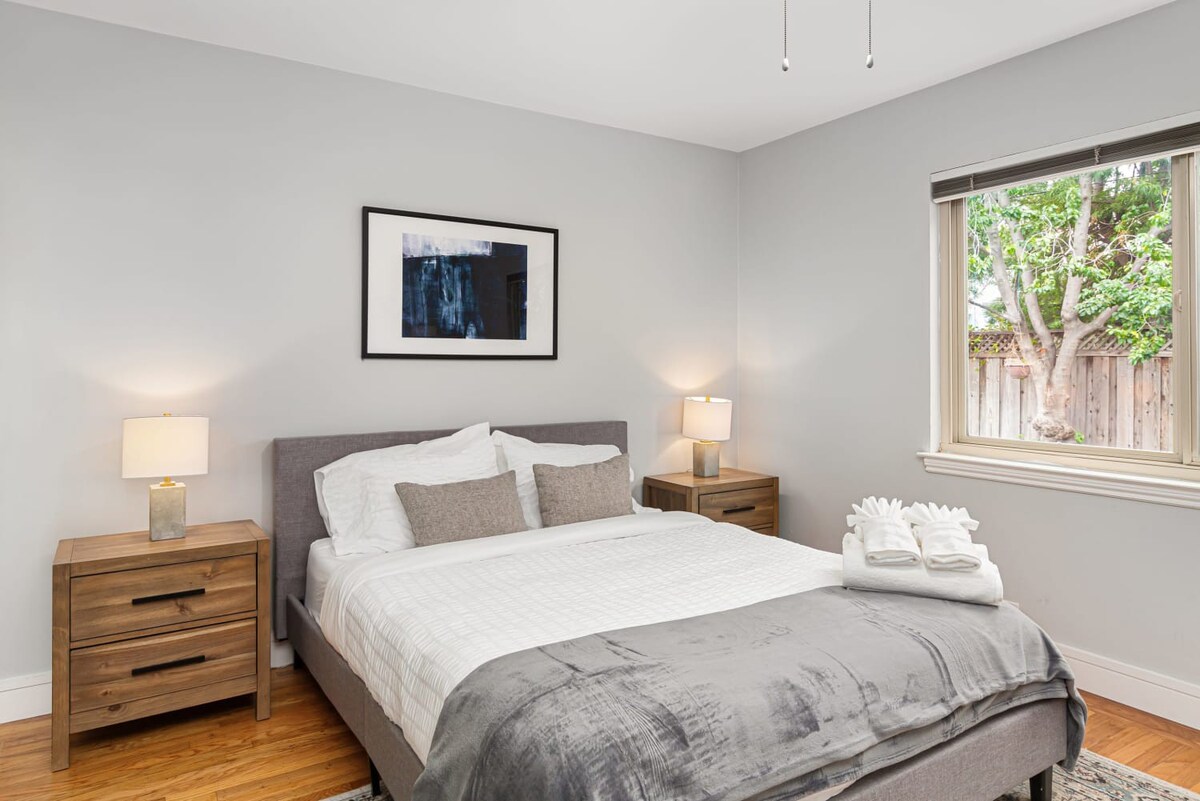 @ Marbella Lane-Cozy 3BR Home 12-Min to Levi's