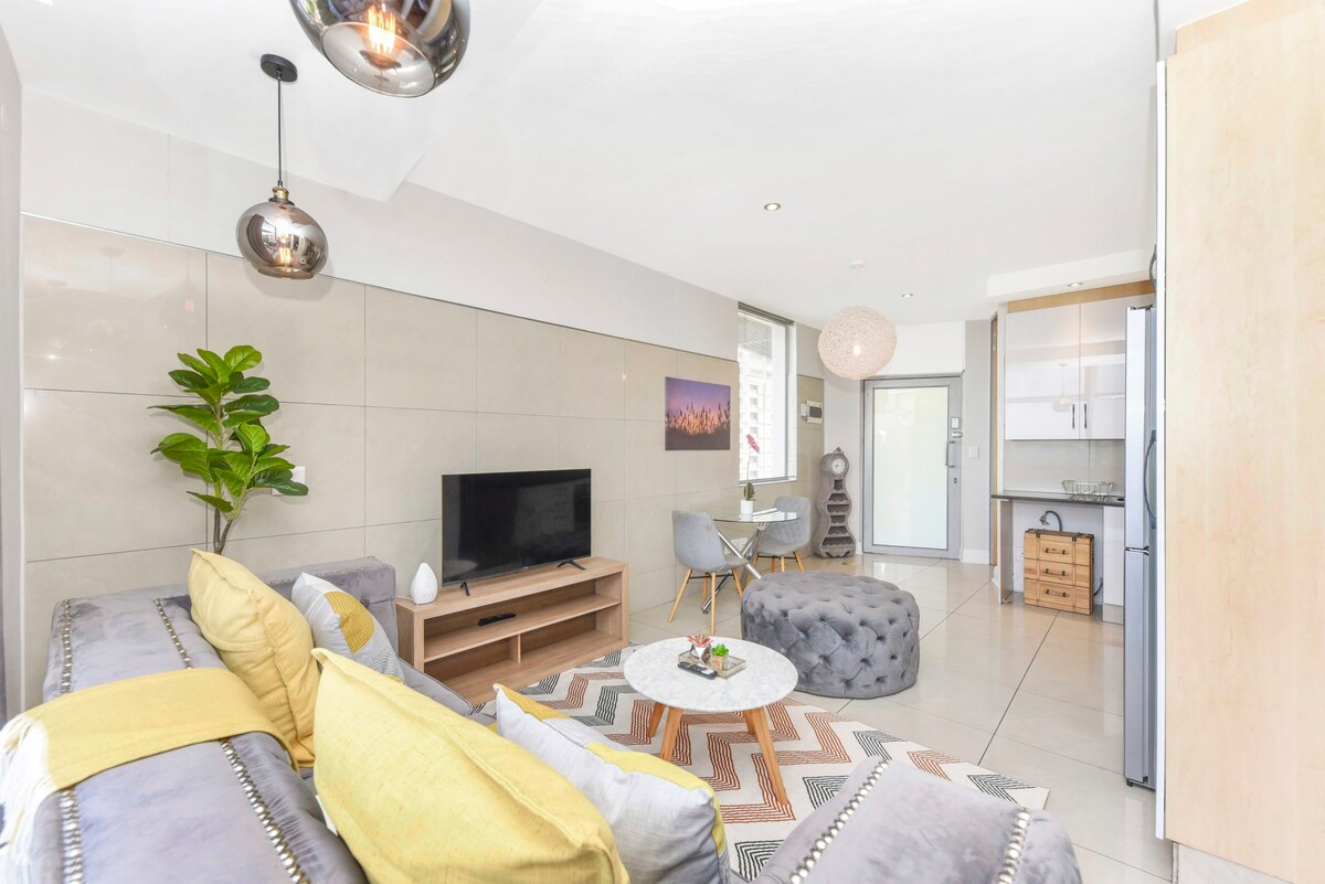 Sandton 86 Grayston Drive Apartment