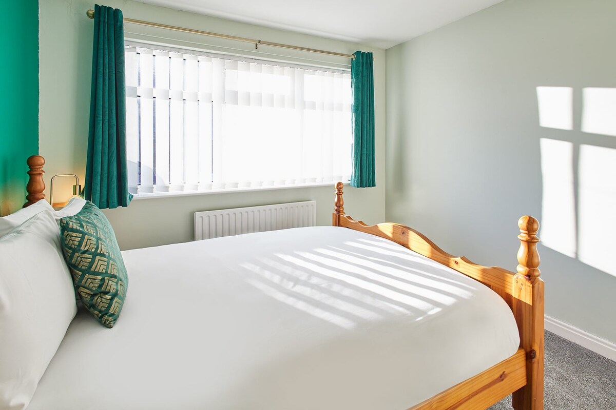 St Mark's Close, Marske-by-the-Sea - Host & Stay