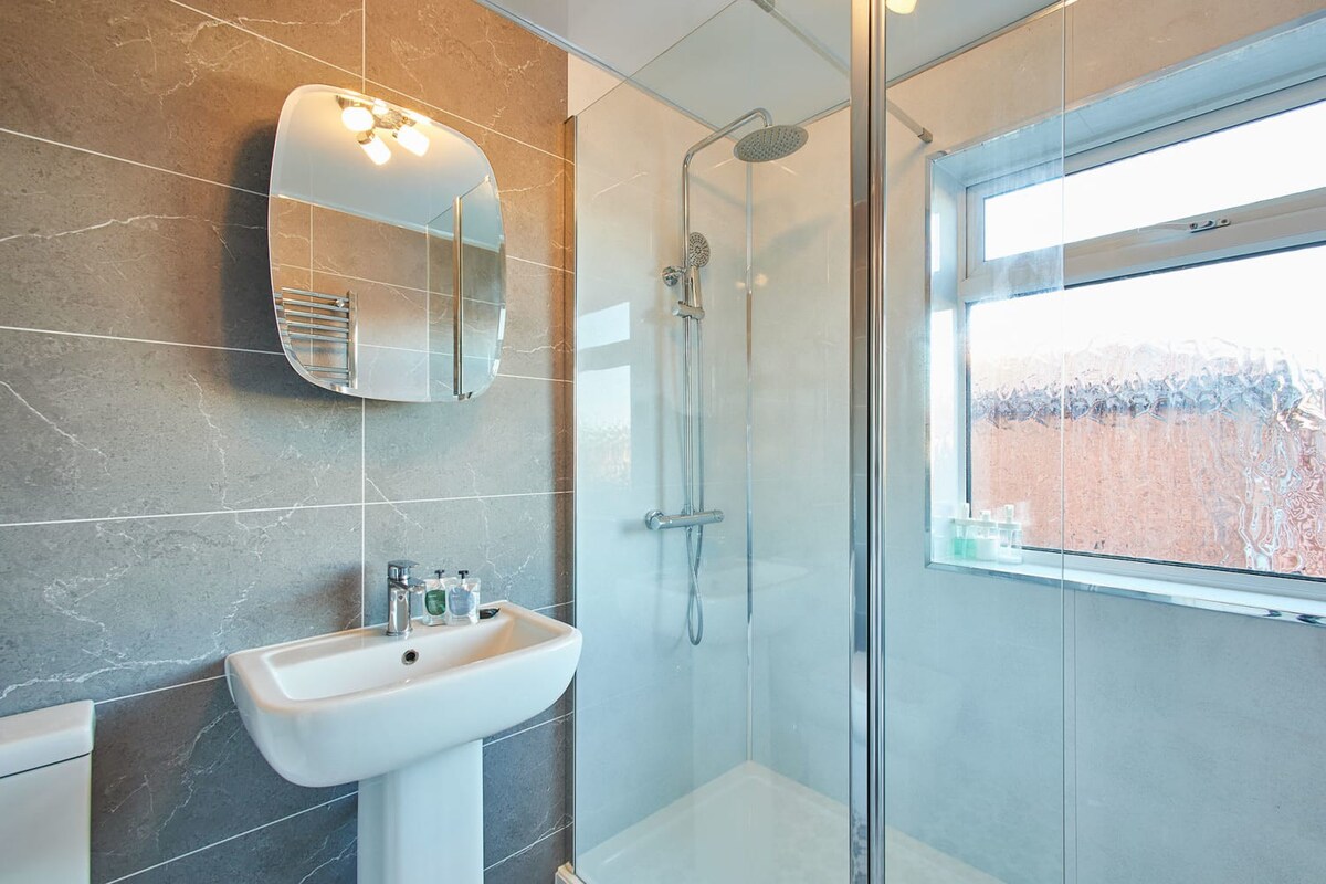 St Mark's Close, Marske-by-the-Sea - Host & Stay