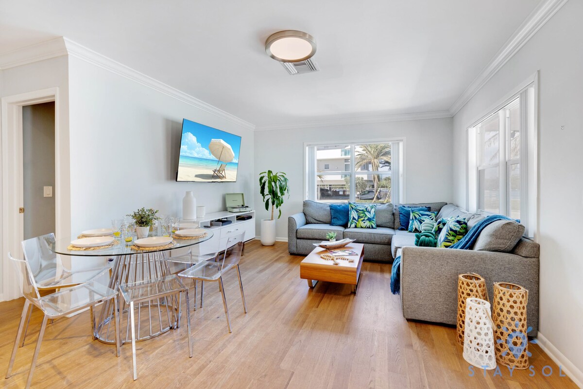 Beach Paradise : Family-Friendly + Free Parking