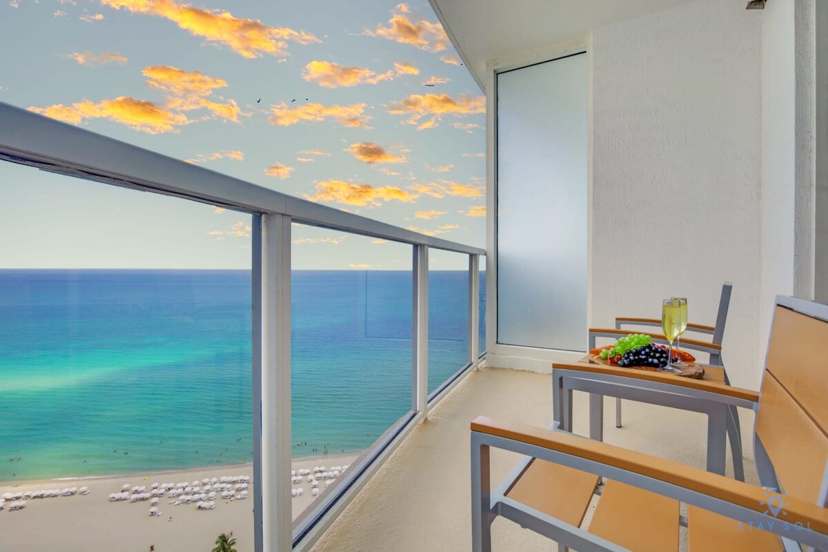 Beachfront Resort - Luxury Ocean View Studio