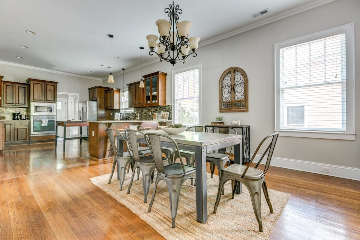 Charming Home - Walk to Uptown & Panthers Stadium - Historic District - Great Location - Foto 3