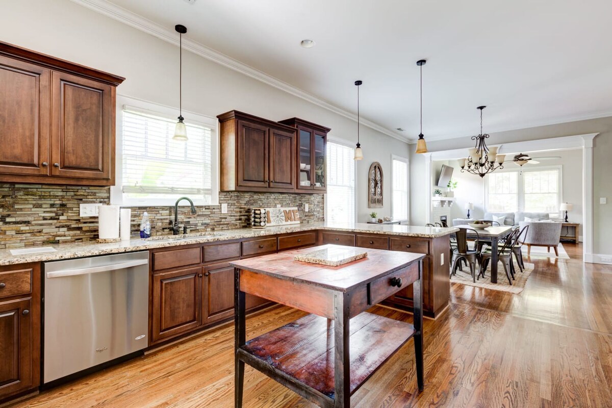Charming Home - Walk to Uptown & Panthers Stadium - Historic District - Great Location - Foto 20