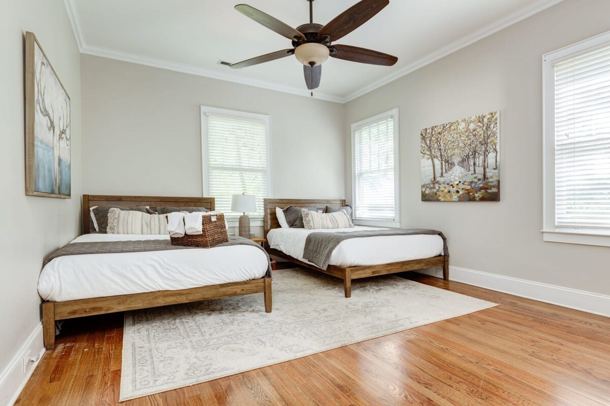 Charming Home - Walk to Uptown & Panthers Stadium - Historic District - Great Location - Foto 28