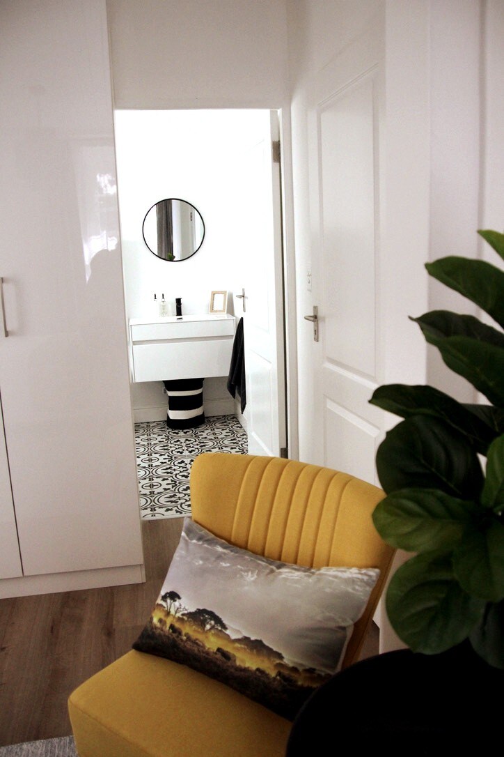 Live like a local Quiet Central - Photo 48