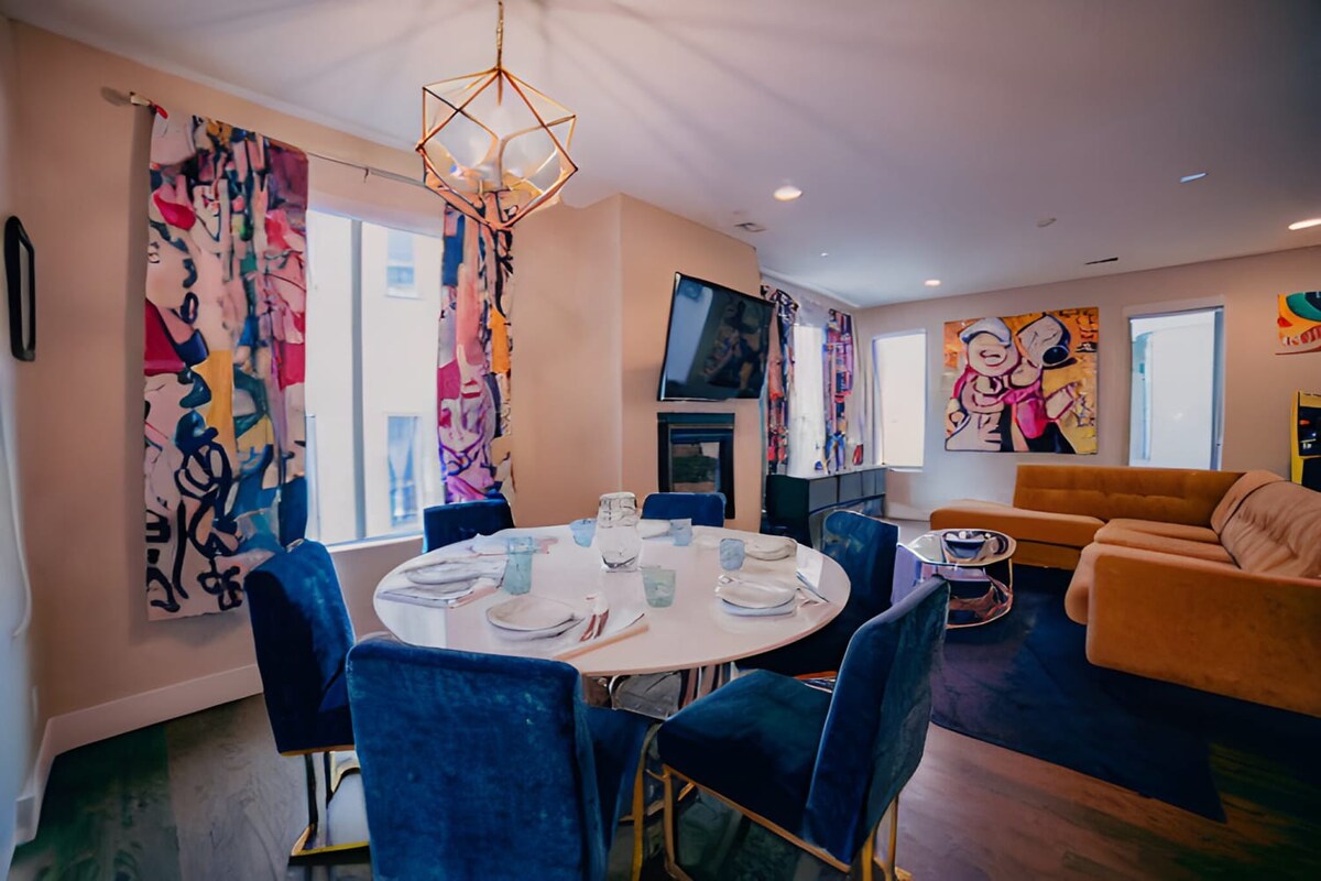 Denver Urban Retreat - 3BR Rooftop w/ City Views