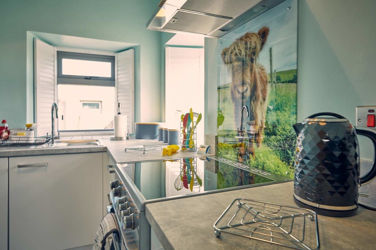 Bluebell Cottage, Belford - Host & Stay