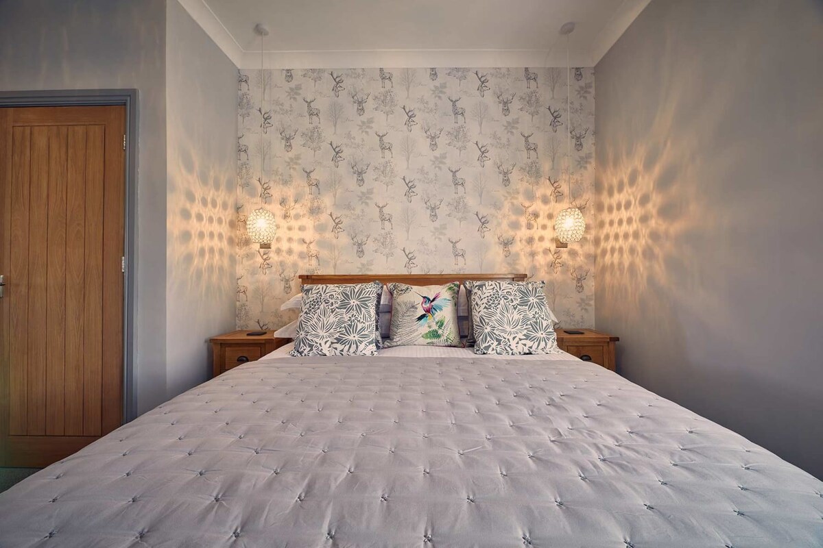 Bluebell Cottage, Belford - Host & Stay