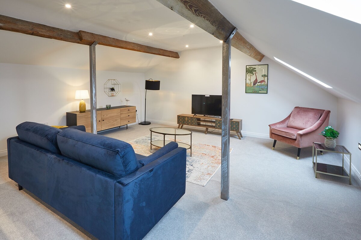 Apartment C at Cornerhouse Apartments, Saltburn-by-the-Sea - Host & Stay