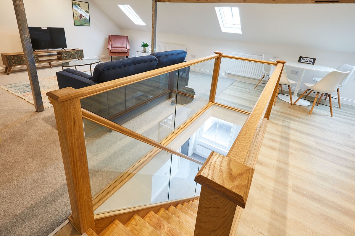 Apartment C at Cornerhouse Apartments, Saltburn-by-the-Sea - Host & Stay
