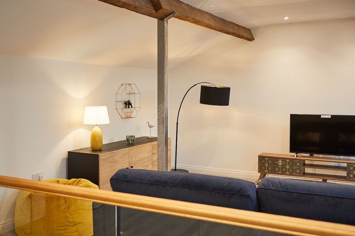 Apartment C at Cornerhouse Apartments, Saltburn-by-the-Sea - Host & Stay