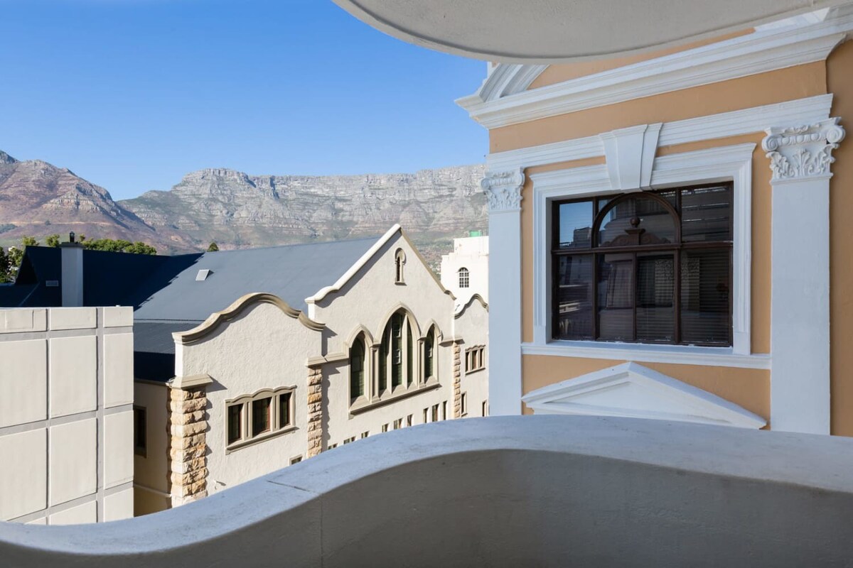 Tuynhuys Luxurious with Stunning View - Photo 12