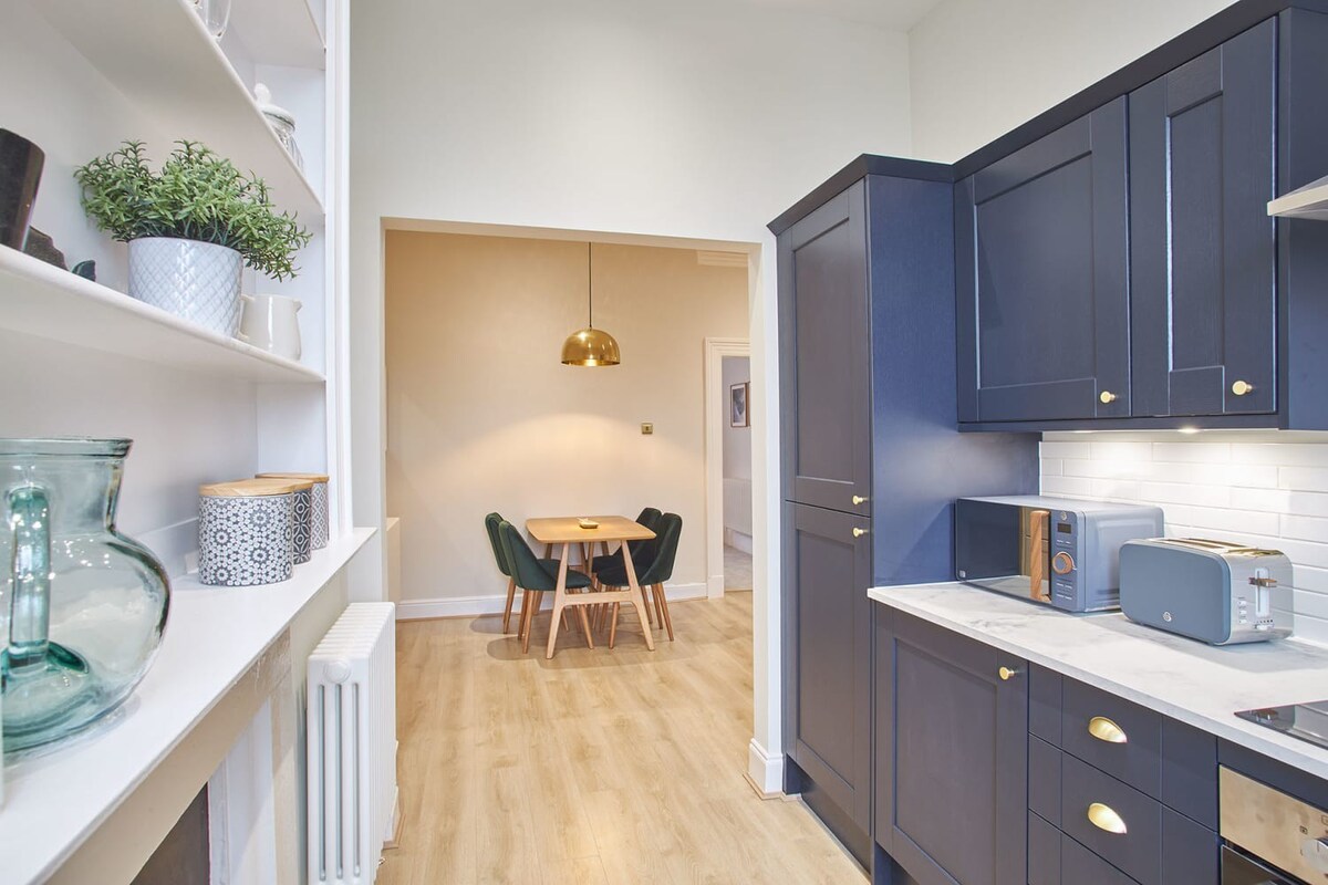 Huntcliff View Apartment, Saltburn-by-the-Sea - Host & Stay