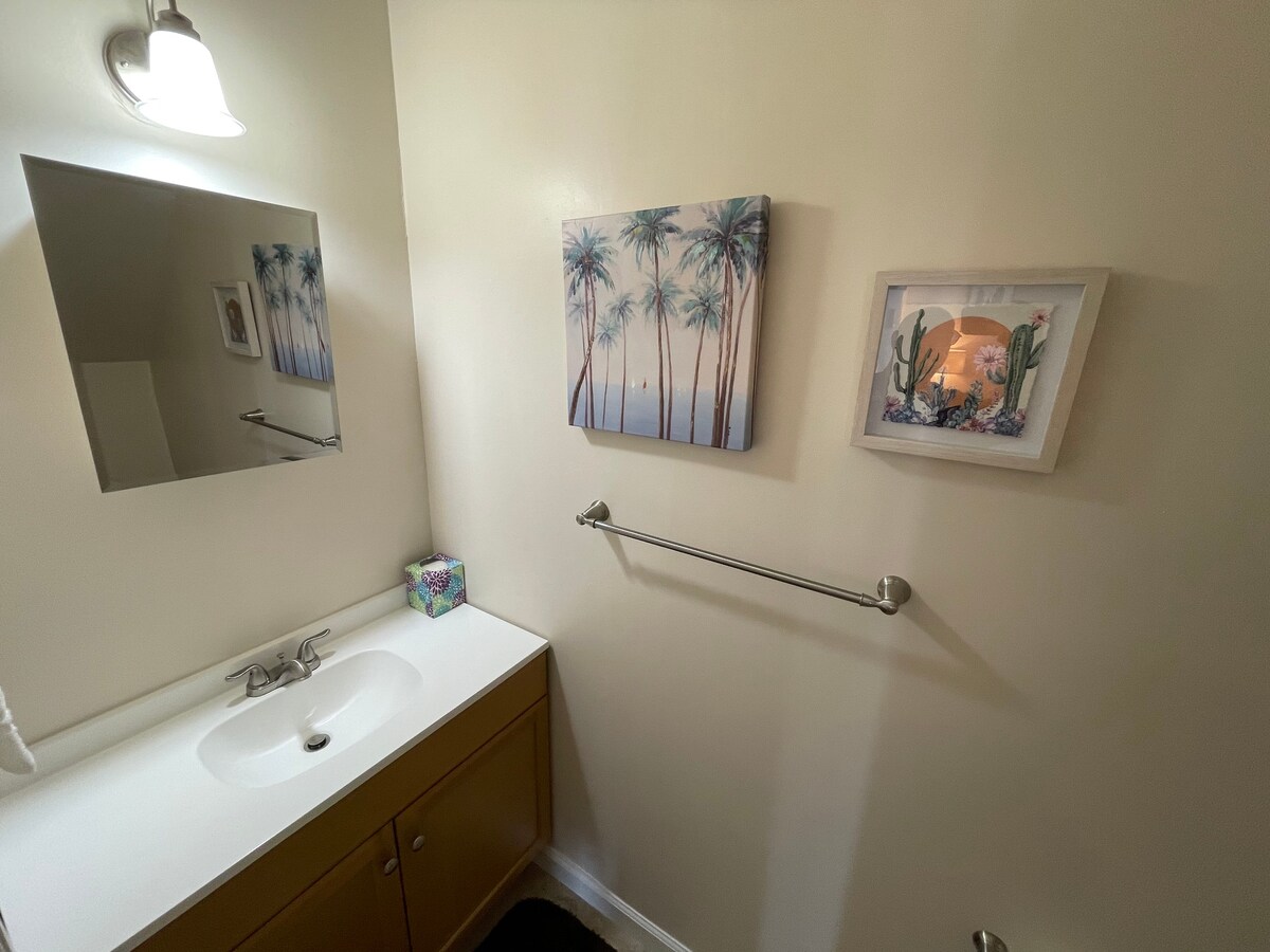 3BR Atlantic Abode - Quiet Area in AC! - Foto 10