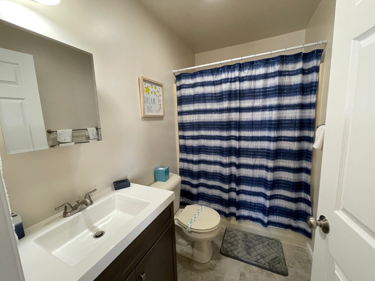 3BR Atlantic Abode - Quiet Area in AC! - Foto 25