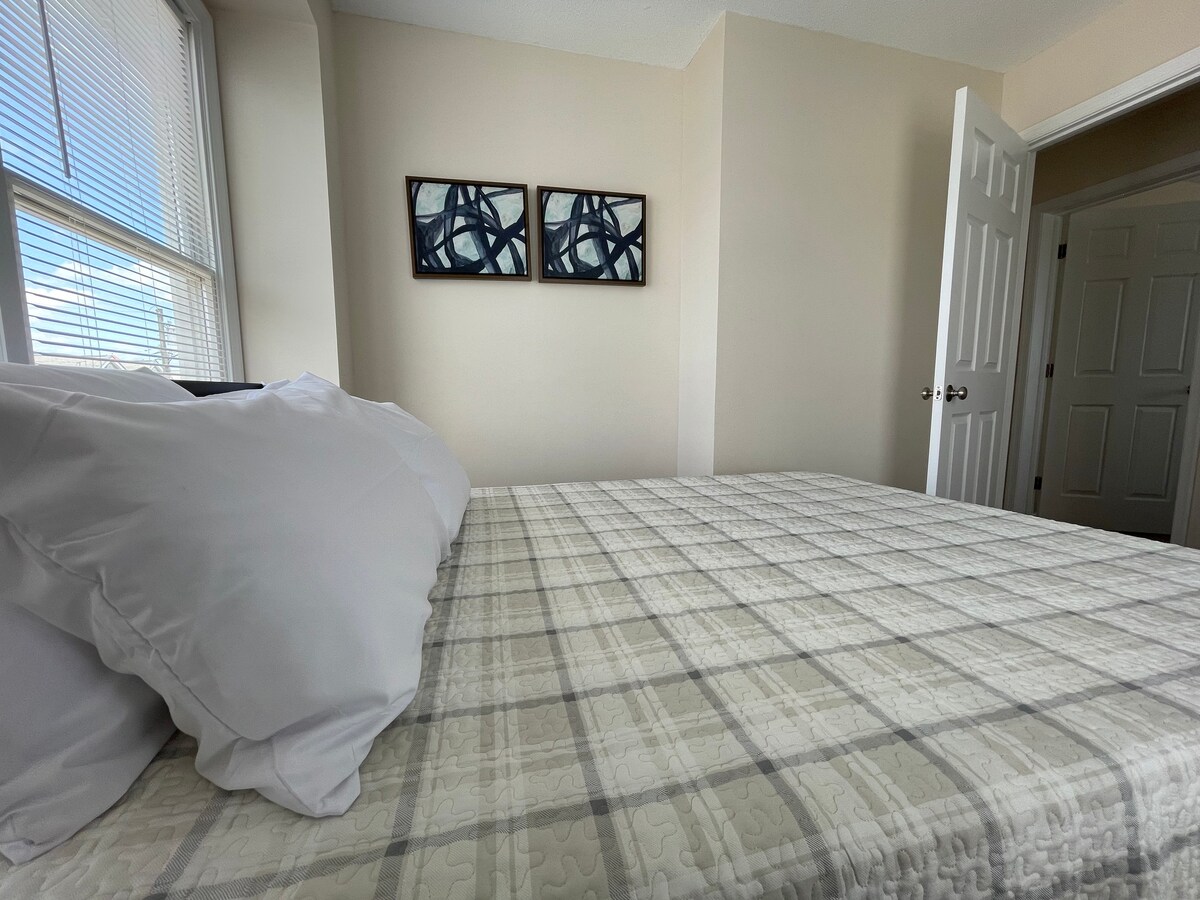 3BR Atlantic Abode - Quiet Area in AC! - Foto 16