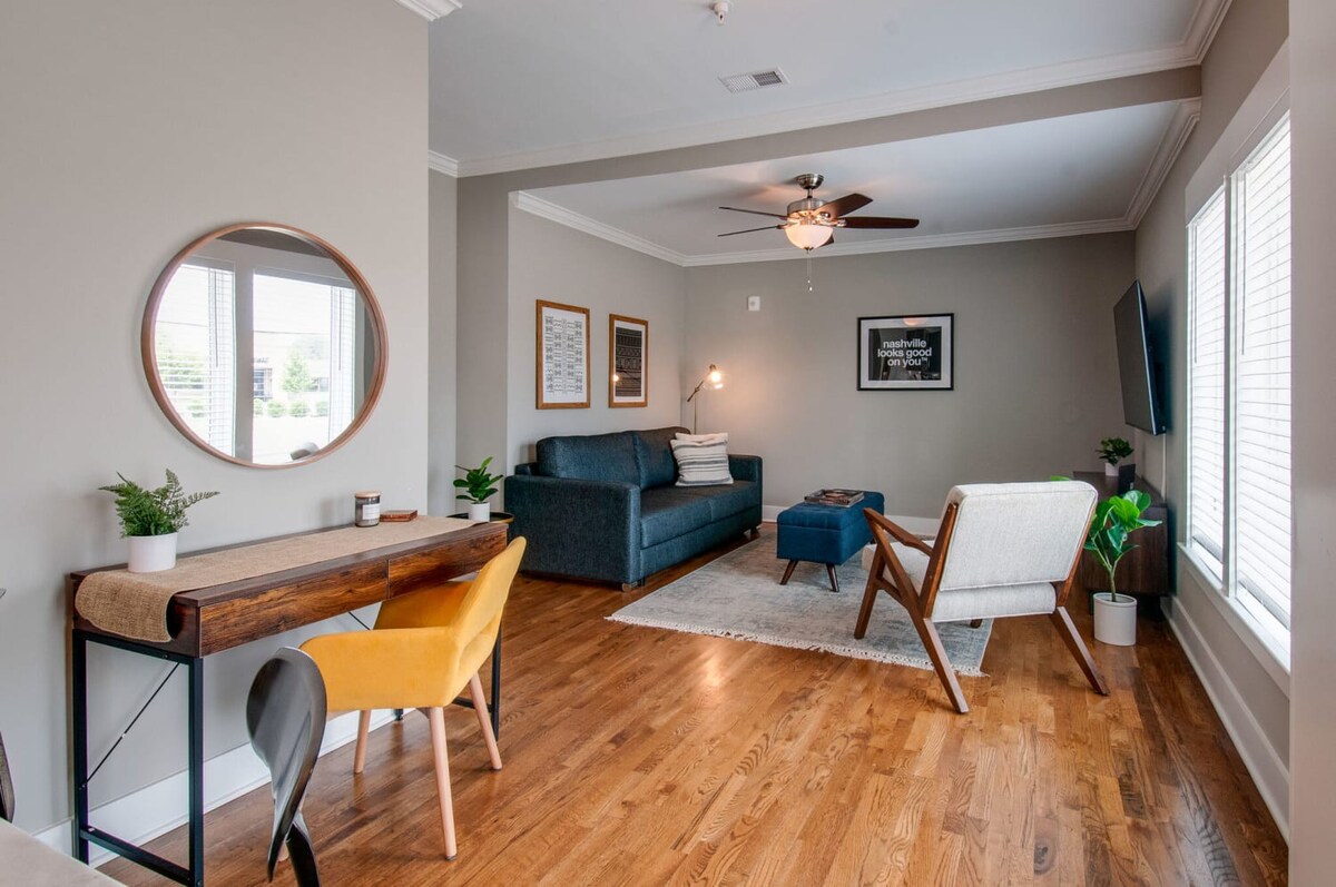 New Nashville Condo with 2 King beds, walk to bars - Photo 6
