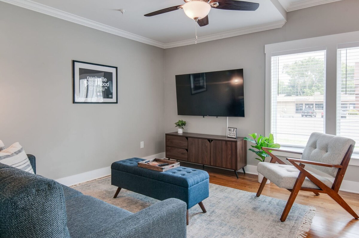 New Nashville Condo with 2 King beds, walk to bars - Photo 10