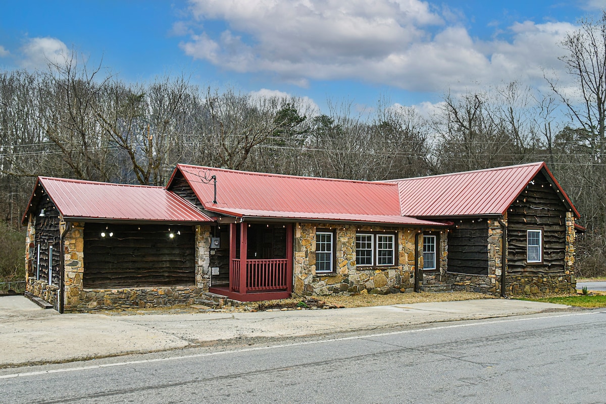 Asheville Rustic Cabin: Hot Tub, Pets ok, Fire Pit - Foto 31