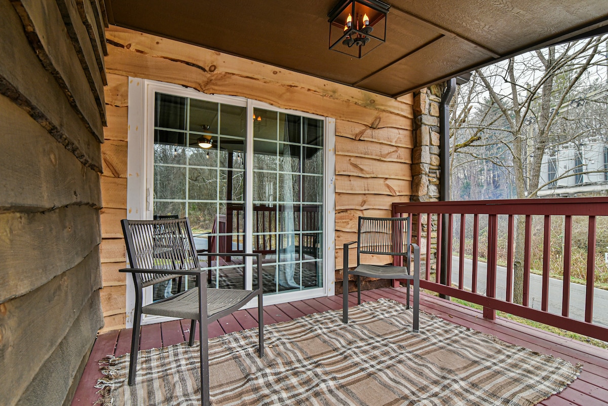 Asheville Rustic Cabin: Hot Tub, Pets ok, Fire Pit - Foto 32