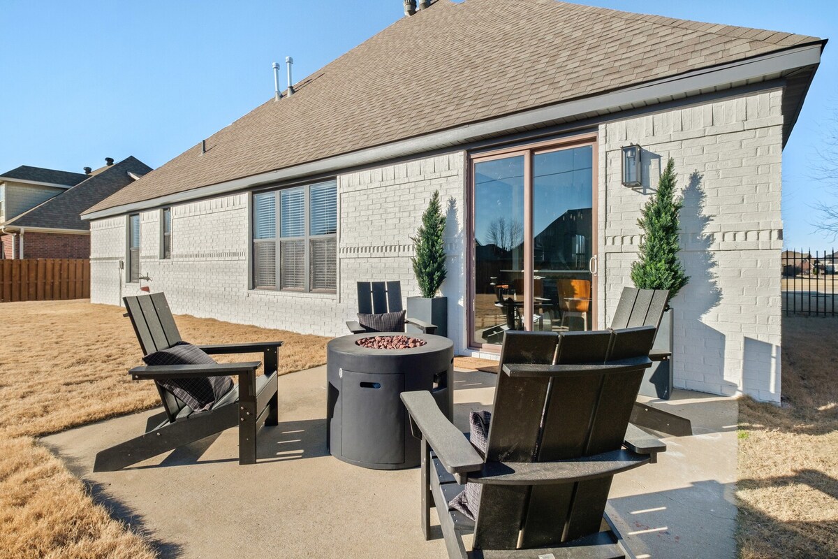 Apollo House | Luxury Retreat in Rogers. Sleeps 11 - Foto 6