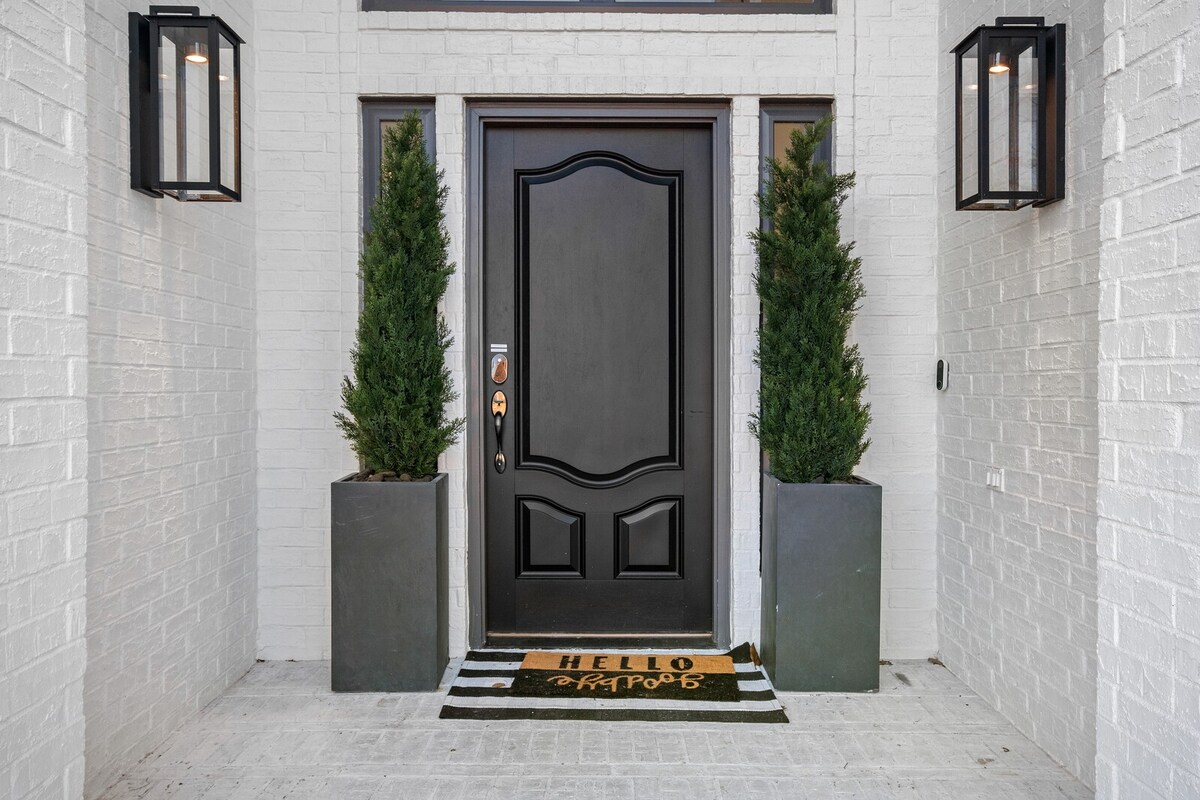 Apollo House | Luxury Retreat in Rogers. Sleeps 11 - Foto 10