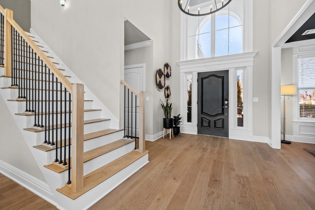 Apollo House | Luxury Retreat in Rogers. Sleeps 11 - Foto 11