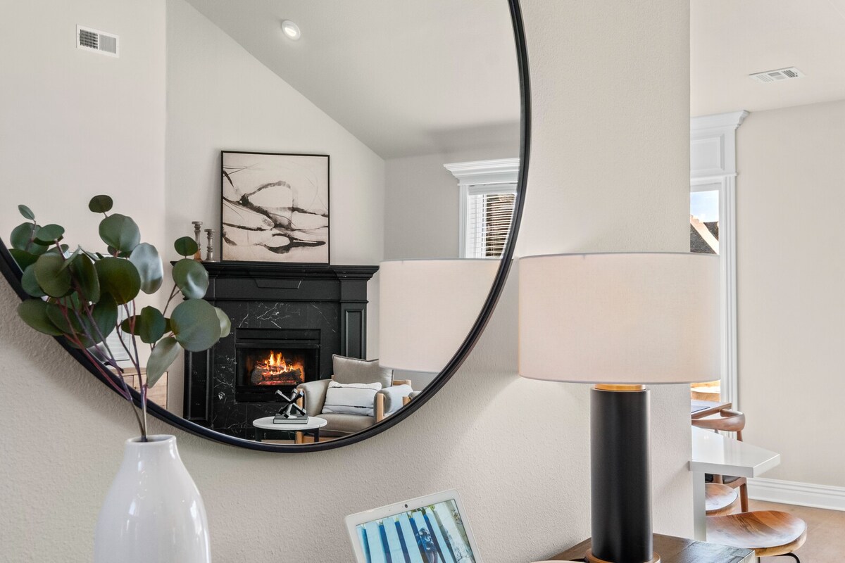 Apollo House | Luxury Retreat in Rogers. Sleeps 11 - Foto 13