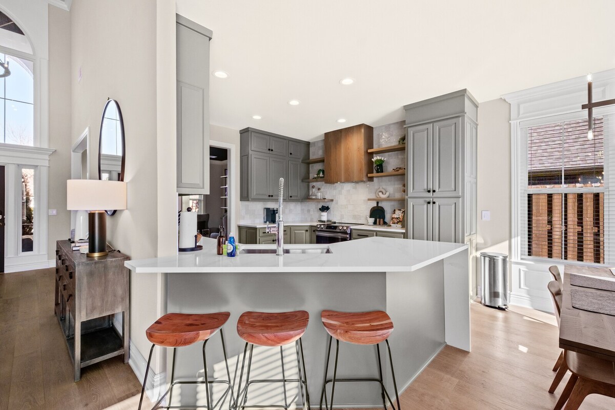 Apollo House | Luxury Retreat in Rogers. Sleeps 11 - Foto 21
