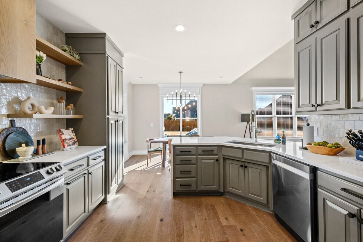 Apollo House | Luxury Retreat in Rogers. Sleeps 11 - Foto 23