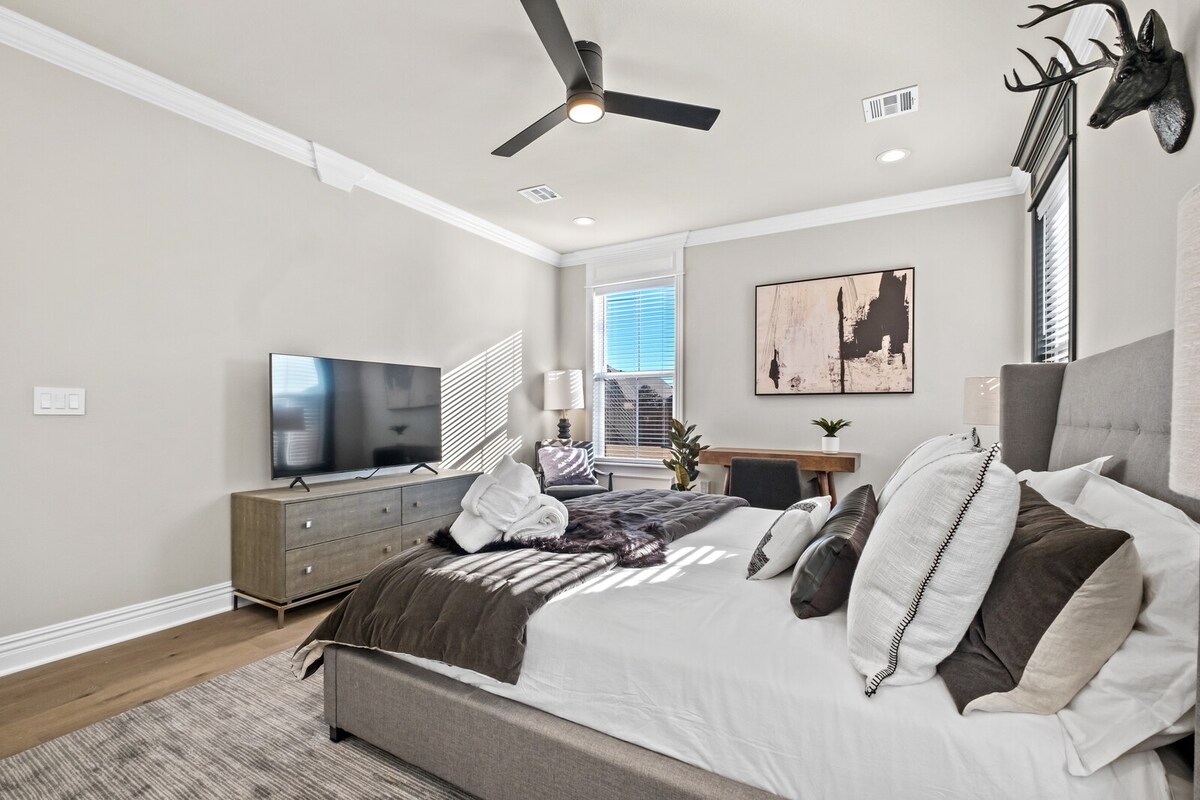 Apollo House | Luxury Retreat in Rogers. Sleeps 11 - Foto 27