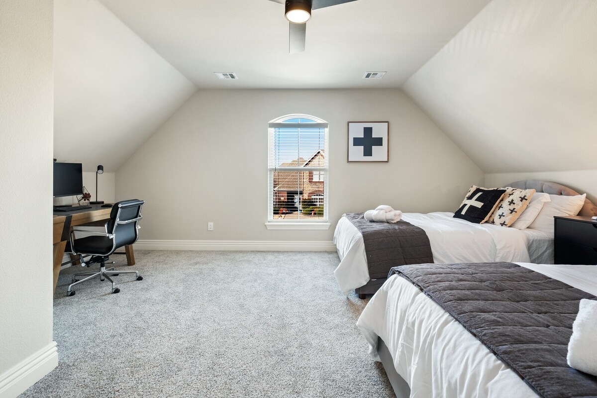 Apollo House | Luxury Retreat in Rogers. Sleeps 11 - Foto 39