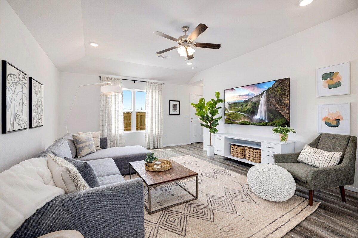 Fay Getaway - 2 miles from DT Fayetteville
