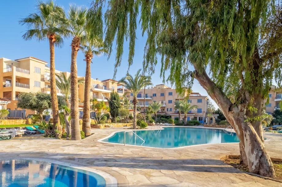 Kings Palace - Superb 2BR Ground Floor Apart. Pvt Patio near Pool