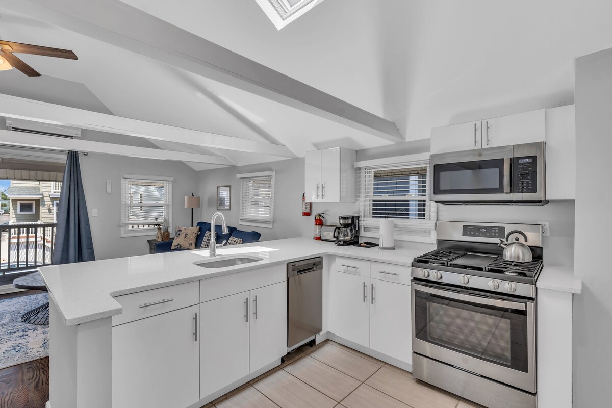2BR 1BA Steps to the Sand II