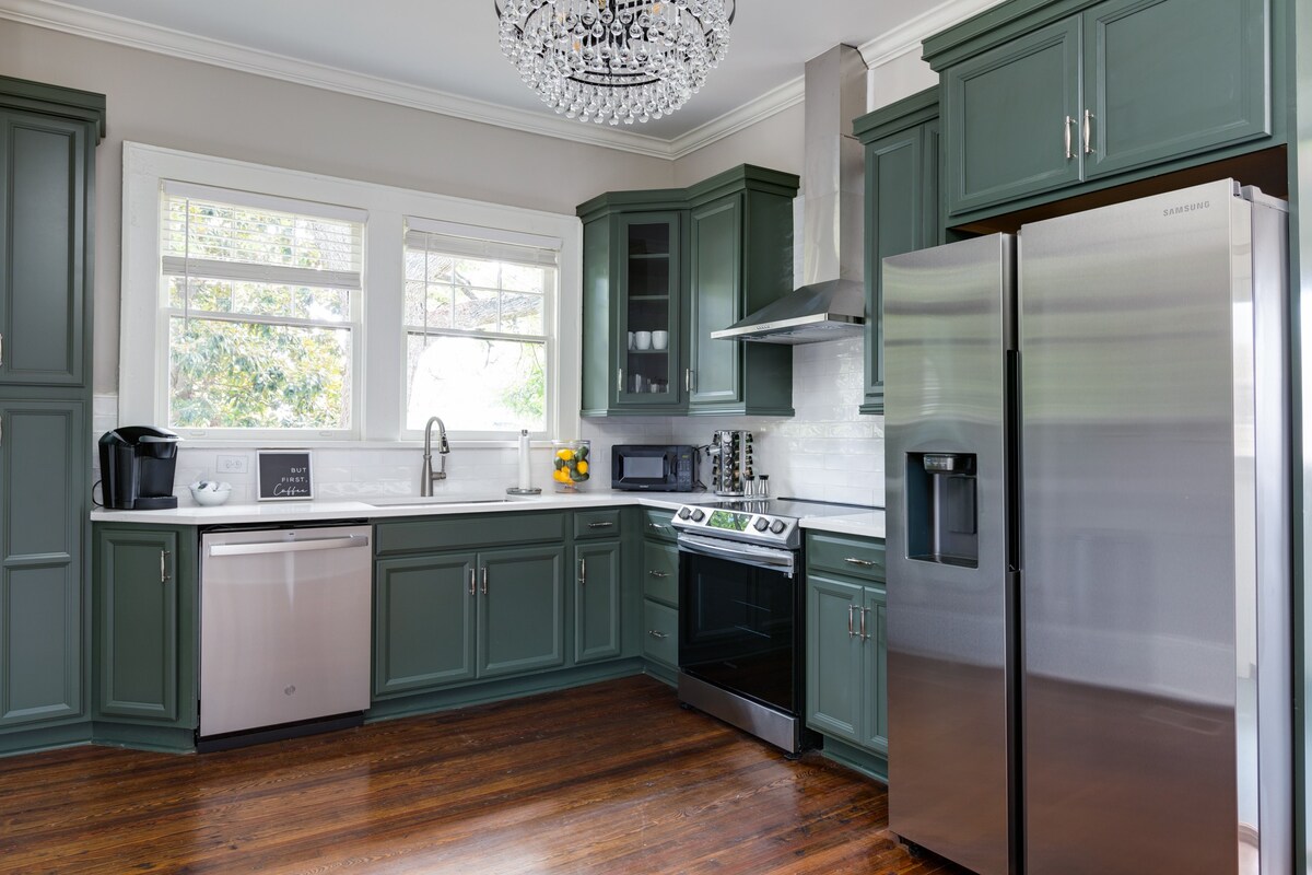 Adorable Home. Close to Everything. Great Location - Foto 19