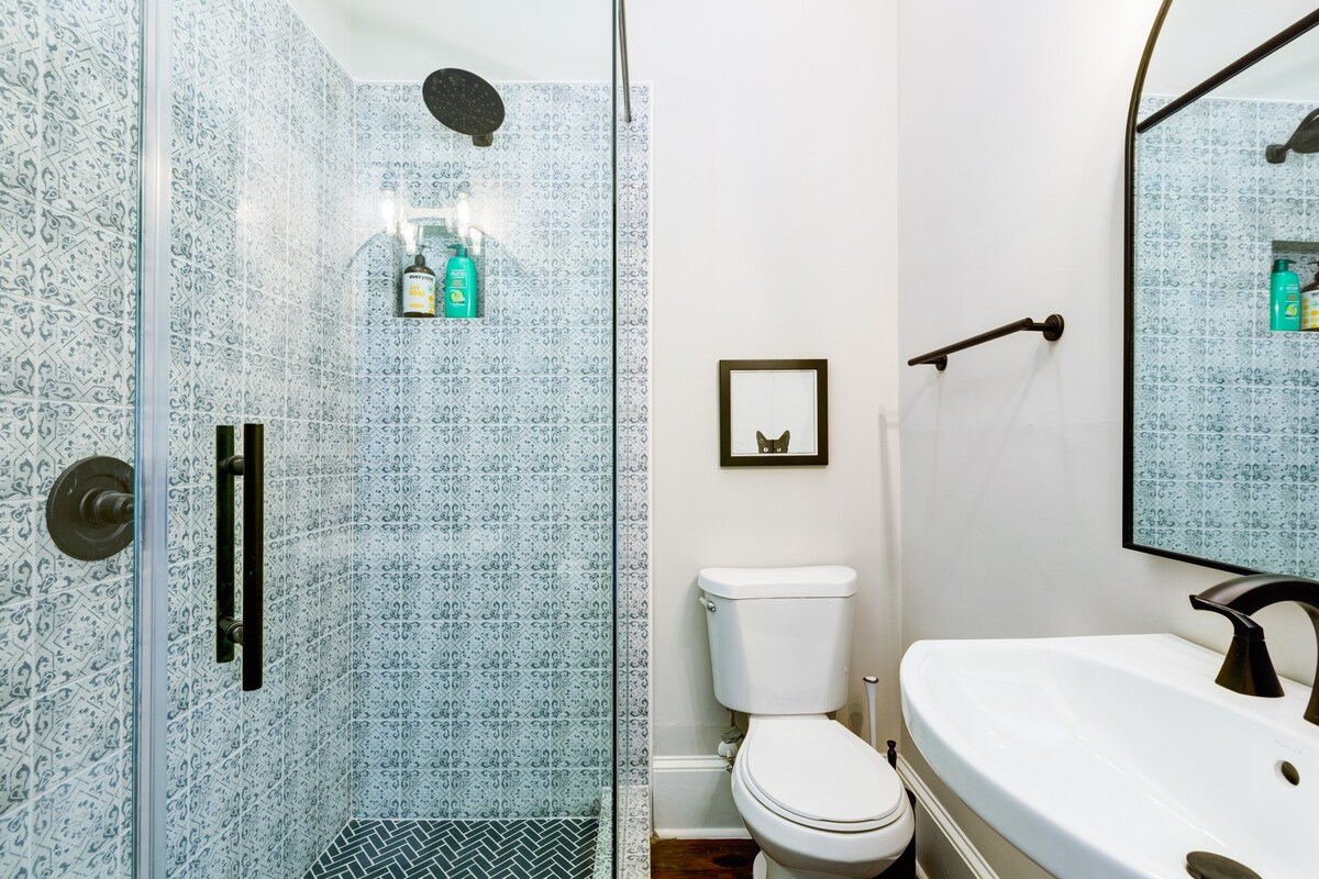 Adorable Home. Close to Everything. Great Location - Foto 24