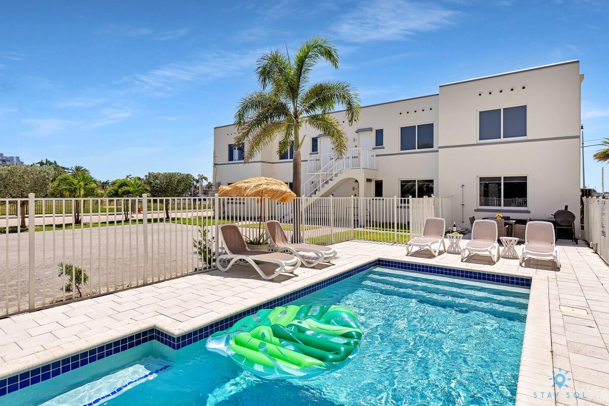 Free Parking apt + Bayview + Pool + Step To Beach