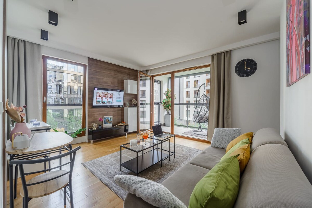 Lumina beautiful apartment Warsaw