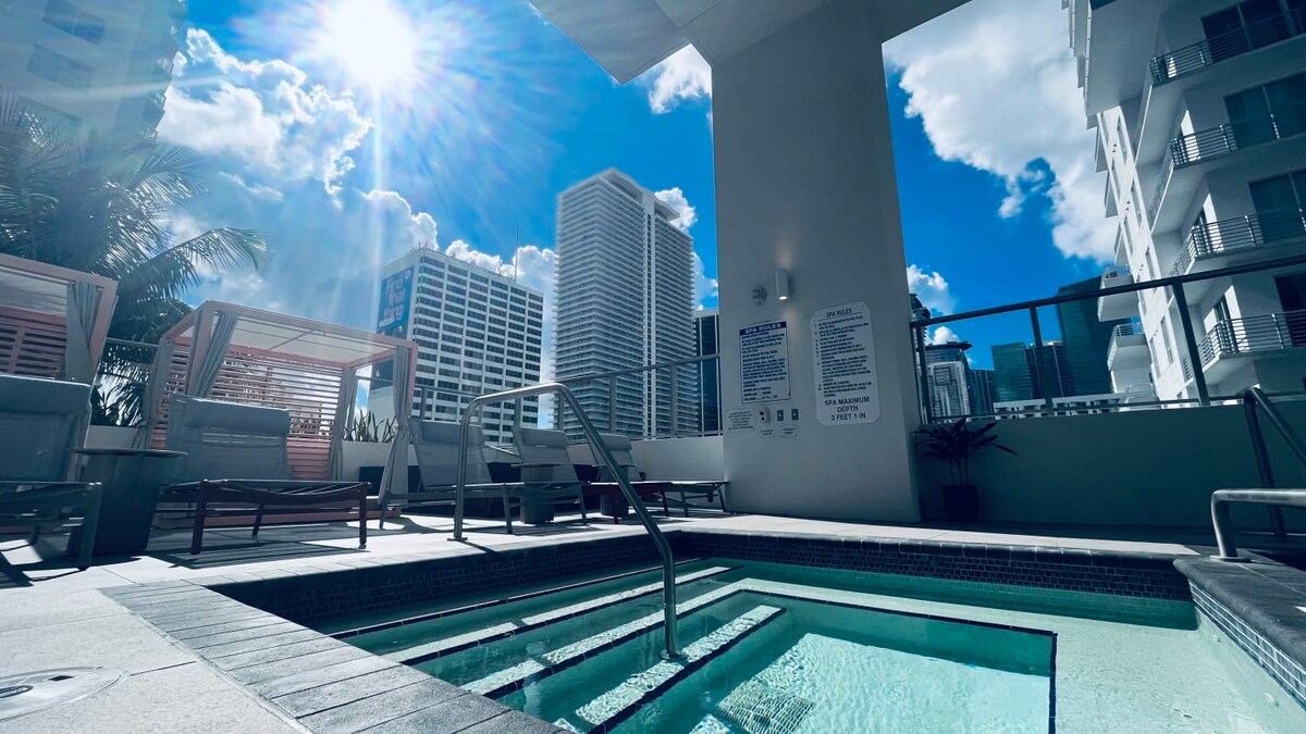 Downtown Miami Studio with Bay & Skyline Views - Foto 23