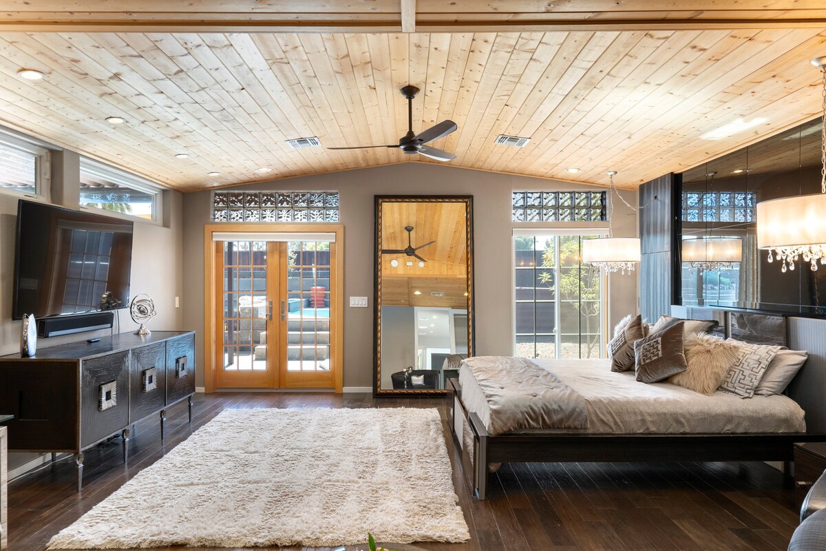 Villa Medano: Luxe Home | Heated Infinity Pool | Minutes to Old Town...