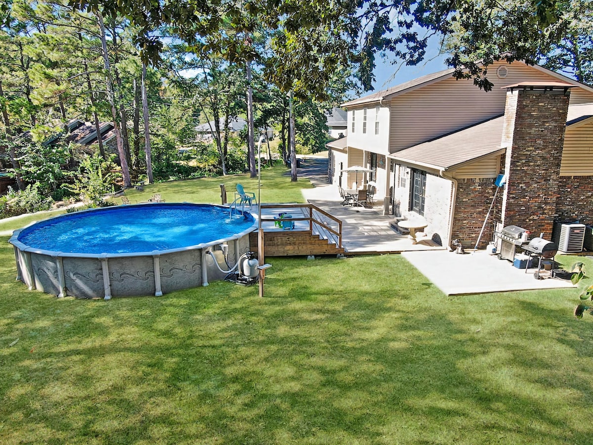 Spacious Lakefront Home | Pool | Hot Tub | Fire Pit | Games