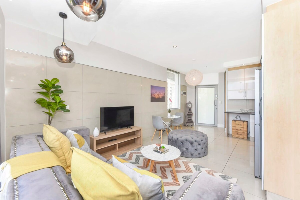 Sandton Apartment in Hydro Park