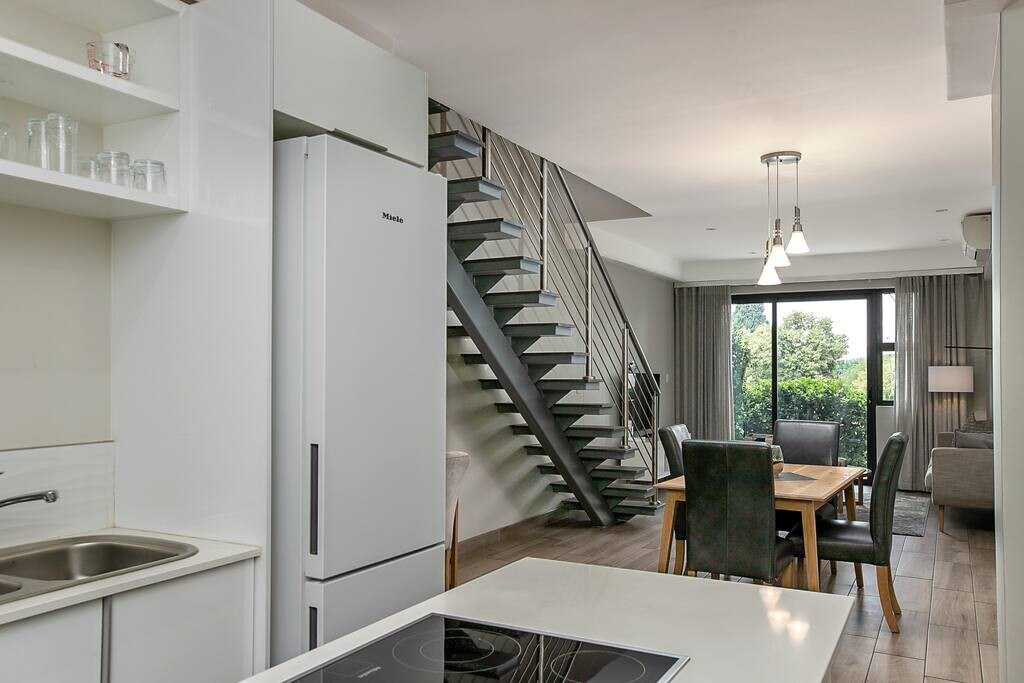 Regency 2 Bedroom Luxury Apartment