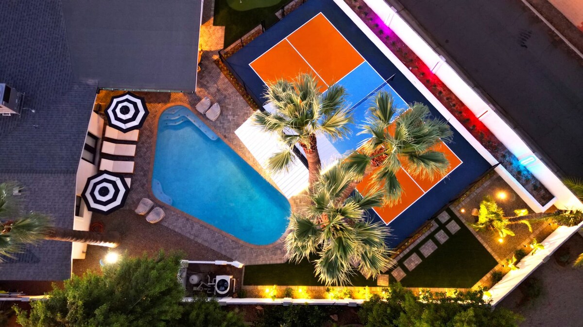 Villa Makena: Huge Luxe Home | Pickleball Court | Heated Pool | Great for Groups - Foto 49