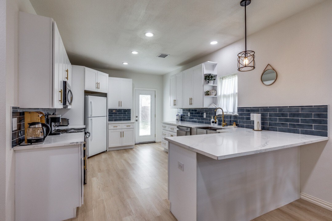 3 bed house, 15min from Stockyards, Dickie's Arena - Picture 5