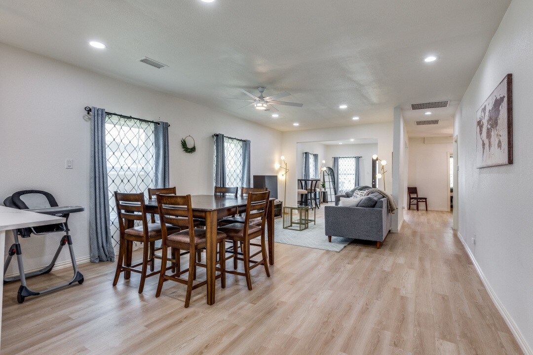 3 bed house, 15min from Stockyards, Dickie's Arena - Picture 9